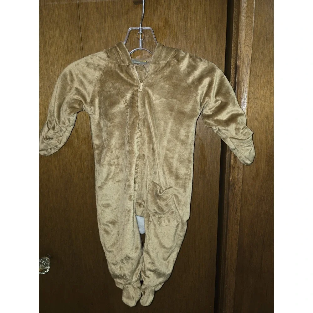 Bass Pro Shops White tailed Deer Buck Costum  12m‎